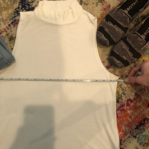 American Eagle soft and sexy mock turtlene… - Picture 4 of 6